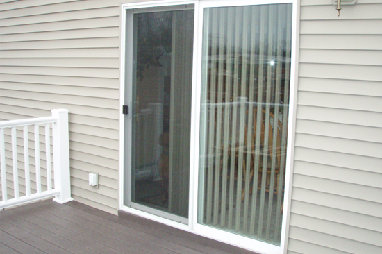 Winters-screen-door-repair